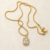 Della Necklace