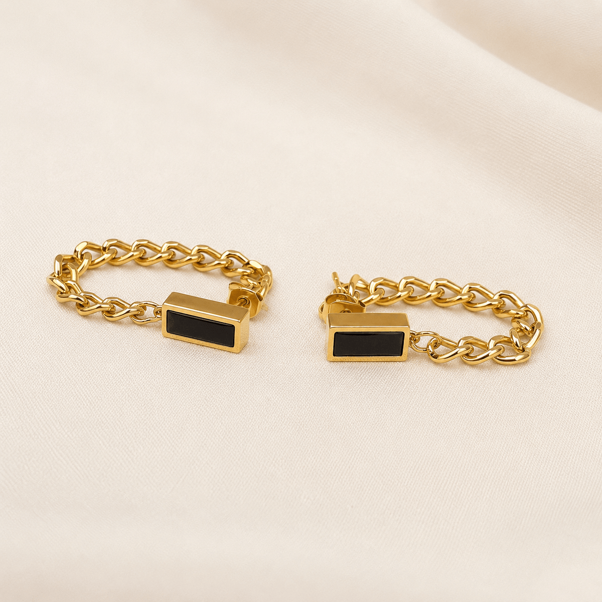 Claire Earring