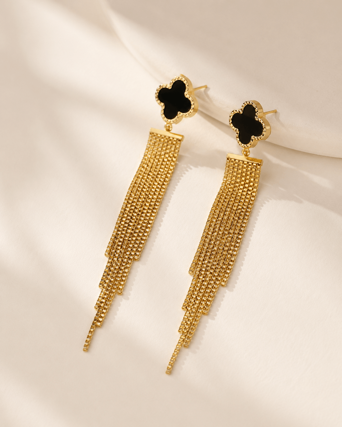 Zoey Clover Earring